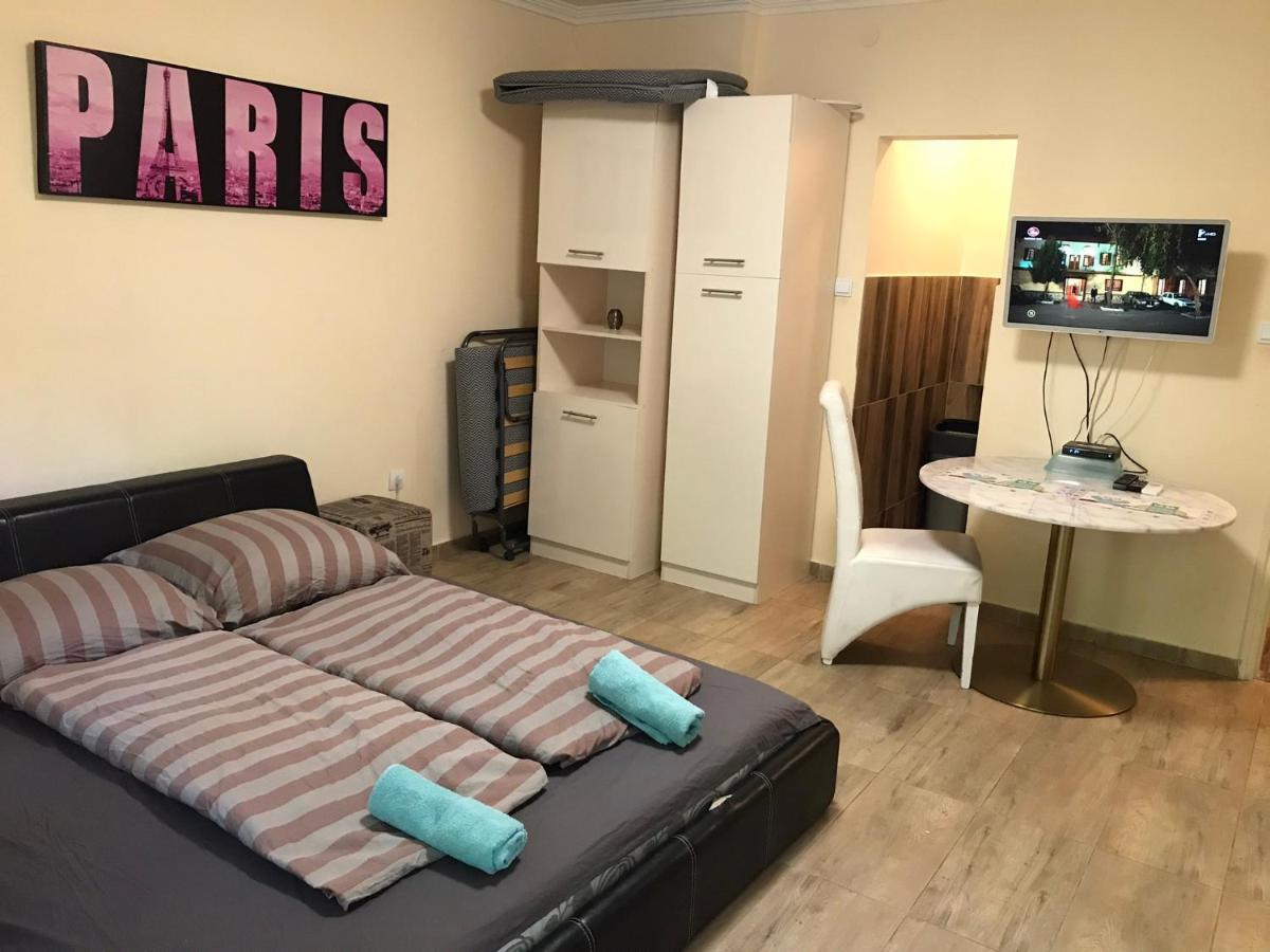 Roland Apartmant Zuglo ブダペスト エクステリア 写真